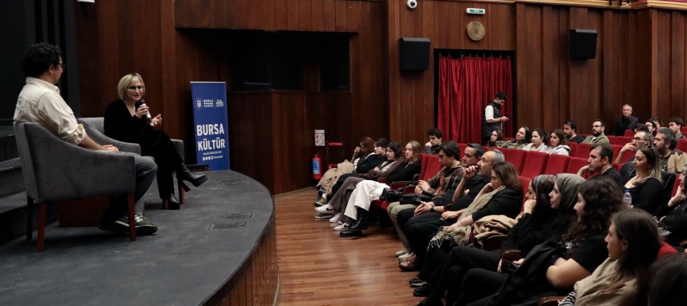 Karaçelik'in yeni filmi Bursa'da konuşuldu!