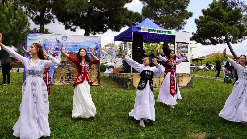 Kırgız halkı Bursa İznik’te bir araya geldi