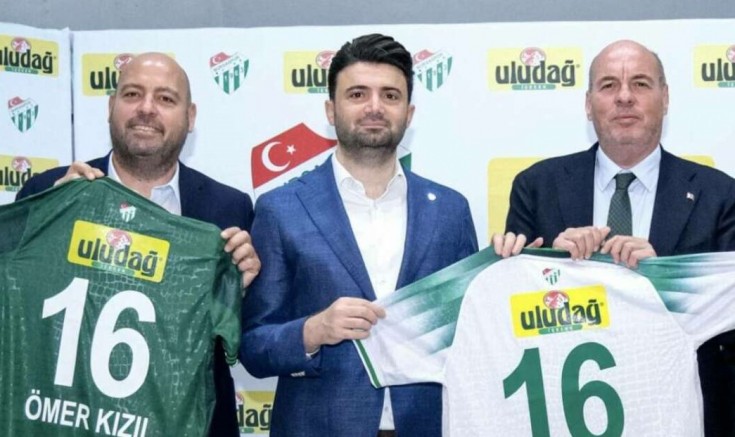 Kızıl ailesi her zaman Bursaspor'un yanında!