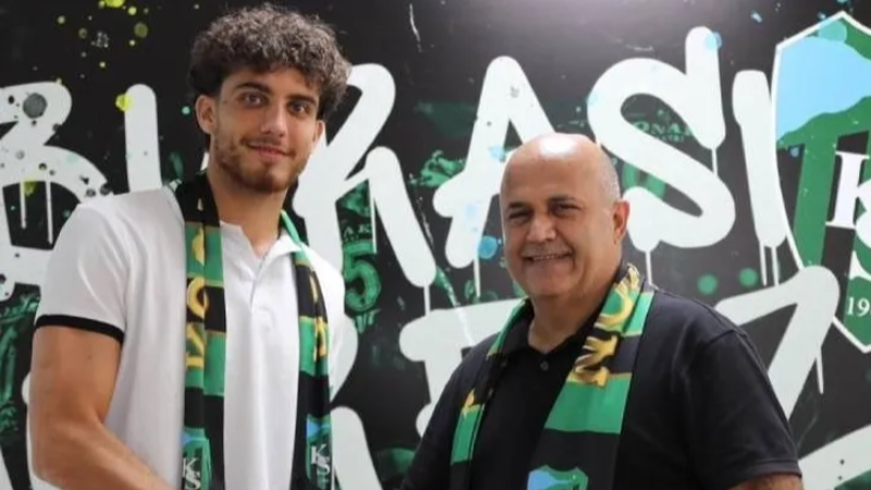 Kocaelispor'a Macar stoper!