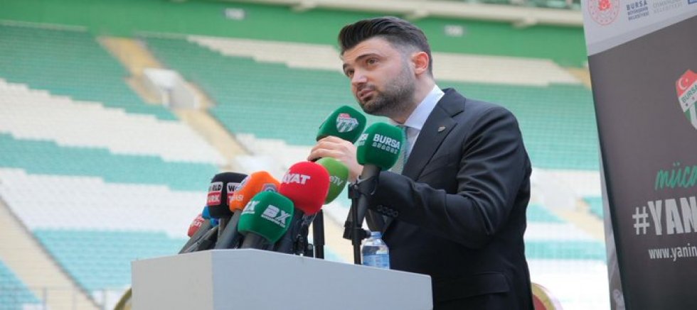 Bursaspor Başkanı Enes Çelik; Transferler kampa yetişecek 