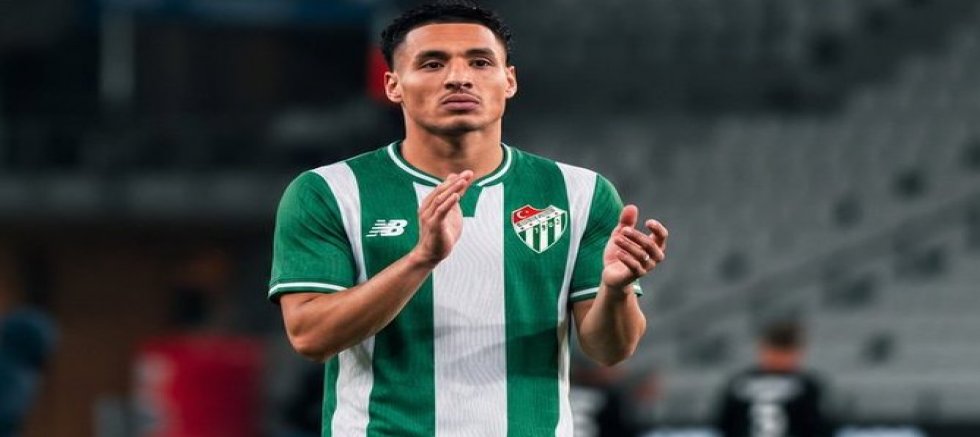 Bursaspor’dan gece operasyonu; Fransız Boutrah yeşil-beyazlı formayı giydi