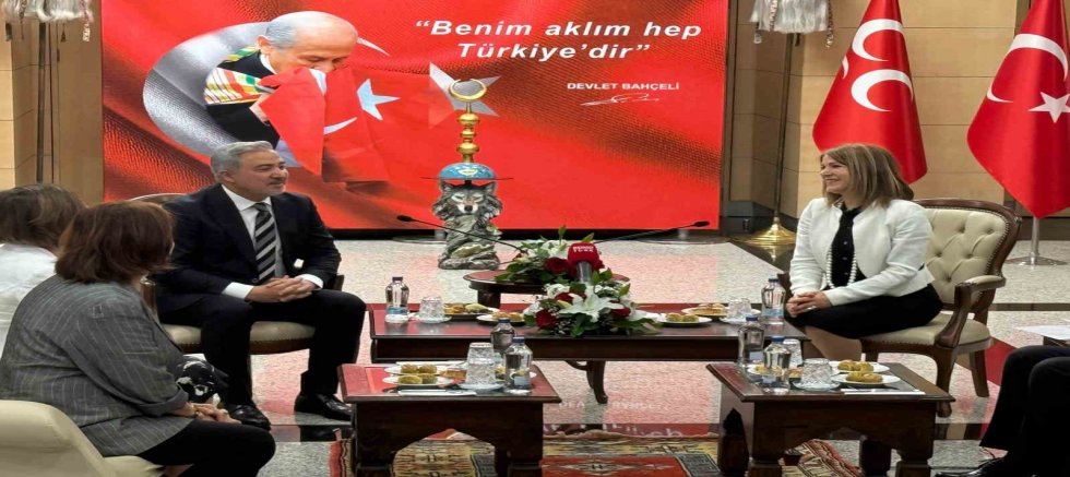 Türkiye’nin beklediği bayramlaşma; MHP ve DEM Parti bayramlaştı