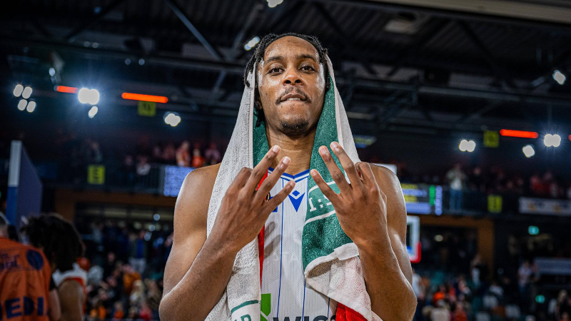 Malik Parsons Bursaspor'da!