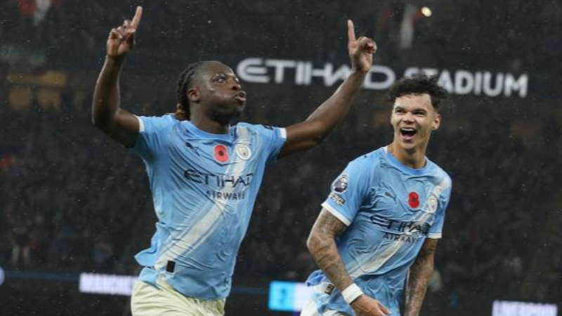 Manchester City, Liverpool'u ezdi geçti