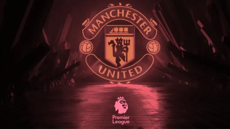 Manchester United 10 isme veda etti