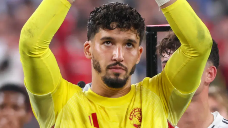 Manchester United'da Altay Bayındır gelişmesi