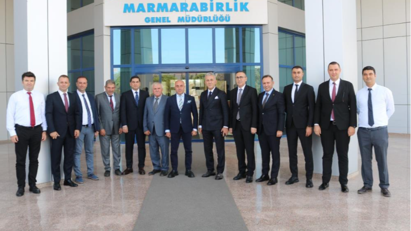 Marmarabirlik ile Vakıfbank arasında protokol