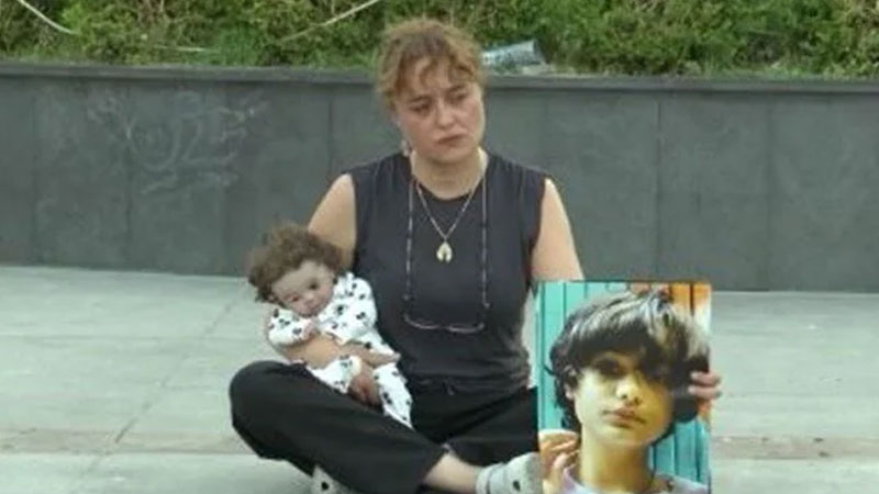 Mattia Ahmet Minguzzi’nin annesinden oturma eylemi