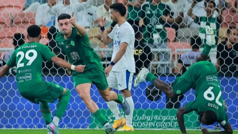 Merih Demiral Fenerbahçe'ye dönecek mi?