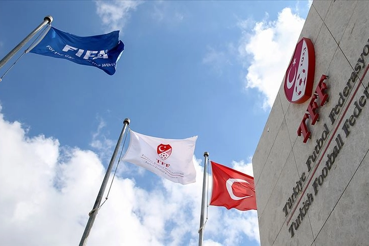 MHK’da 2 istifa birden