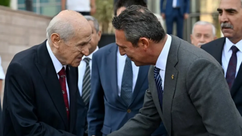 MHP, kongrede  Ali Koç'un yanında!