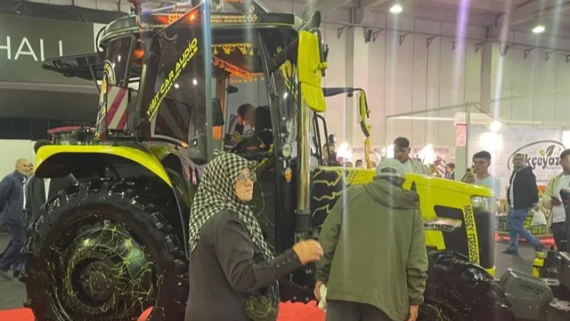 Modifiye traktörler Bursa'da yoğun ilgi gördü