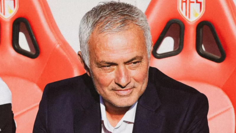 Mourinho, Benfica ile ilk maçında ne yaptı?