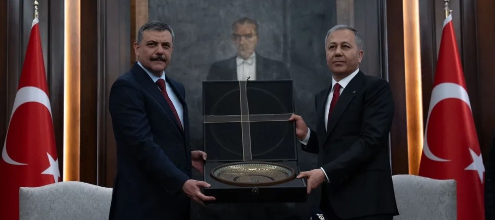 Mustafa Çiftçi ile Akın Gürlek görevi devraldı