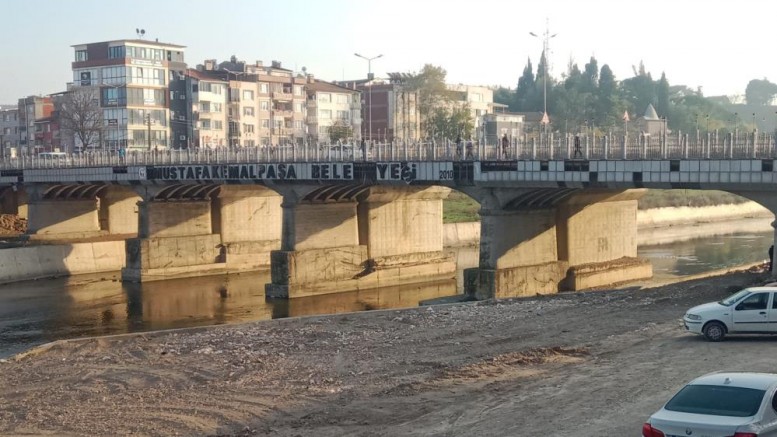 Mustafakemalpaşa ilçesine yakışıyor mu?