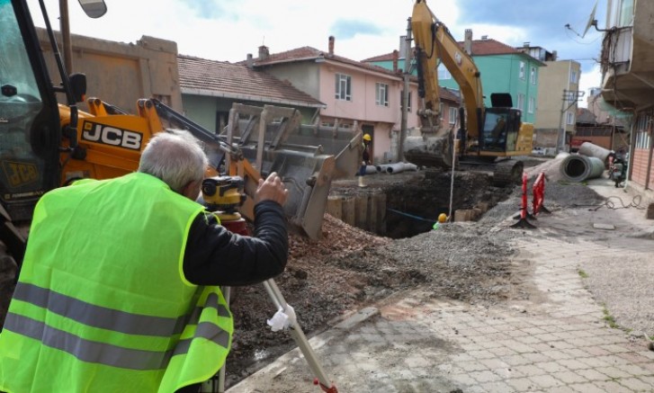 Mustafakemalpaşa’nın altyapısı Bursa Büyükşehir’le güçleniyor