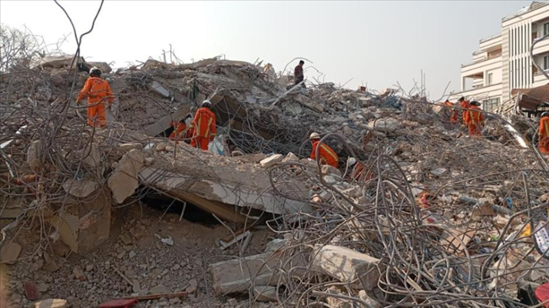 Myanmar’daki depremlerde can kaybı 3 bin 145’e yükseldi