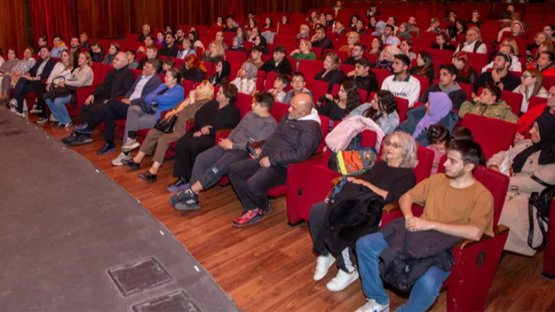 Nazım Hikmet, Bursa'da anılmaya devam ediyor