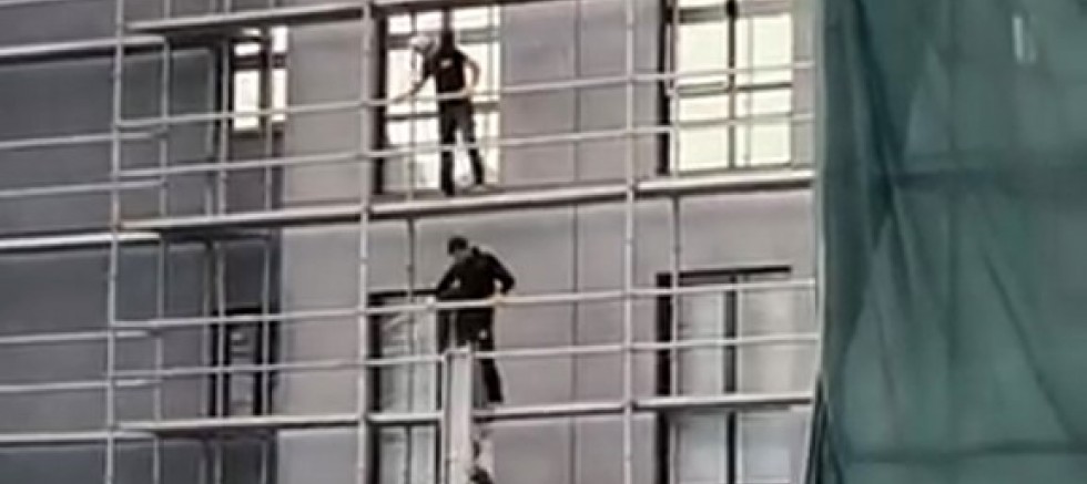 Nerede iş güvenliği? Bursa'da tepki çeken olay...