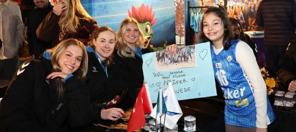 Nilüfer’in Sultanları 8 Mart’ta taraftarıyla buluştu