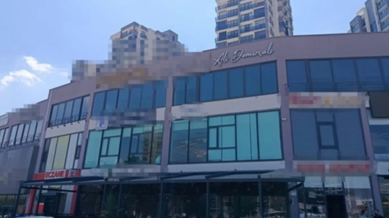 Ortalık karıştı; Belediye başkanının ofisi kurşunlandı!