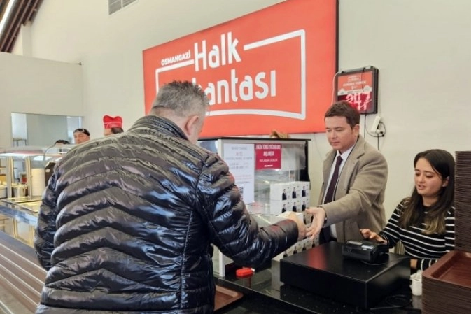 Osmangazi Belediye Başkanı Aydın'dan kandil simidi ikramı