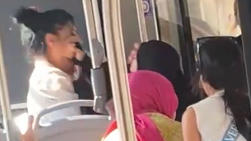 Otobüste tesettürlü kadına çocuğunun yanında hakaret