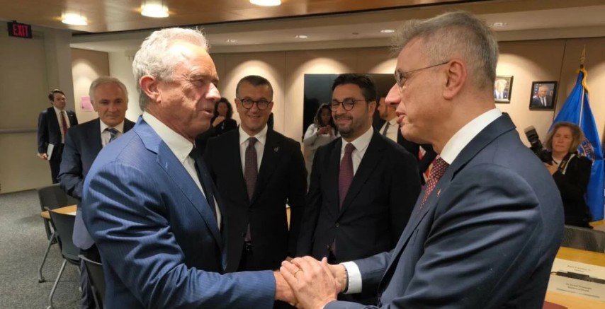Sağlık Bakanı Memişoğlu, ABD’li mevkidaşıyla bir araya geldi