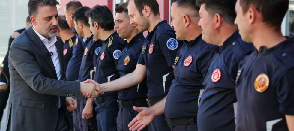 Şahin Biba, İtfaiye personelini unutmadı