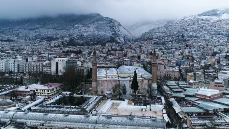 Şaka değil gerçek; Nisan ayında Bursa'ya kar yağacak!