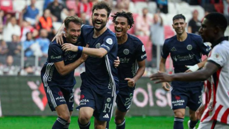 Samsun'da 3 puan Antalyaspor'un!