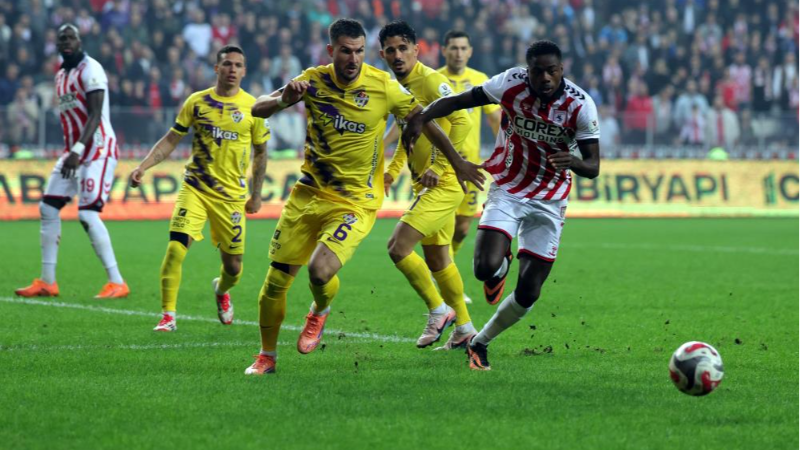 Samsunspor tek attı 3 aldı!