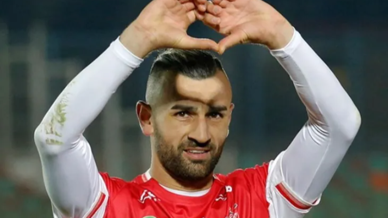 Serdar Dursun İran'ı sallıyor