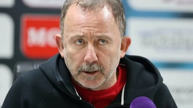 Sergen Yalçın şampiyonluk yarışını değerlendirdi