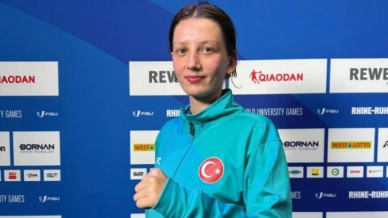 Şevval Çakal, Almanya'da esti gürledi