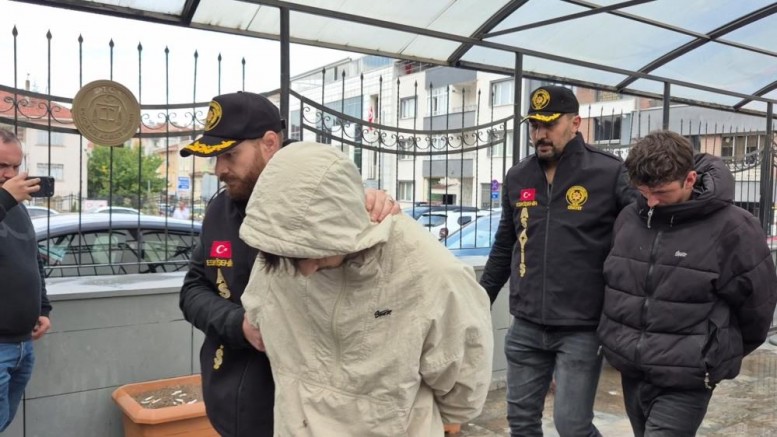 Silahlı kavga: 2 yaralı, 2 tutuklama