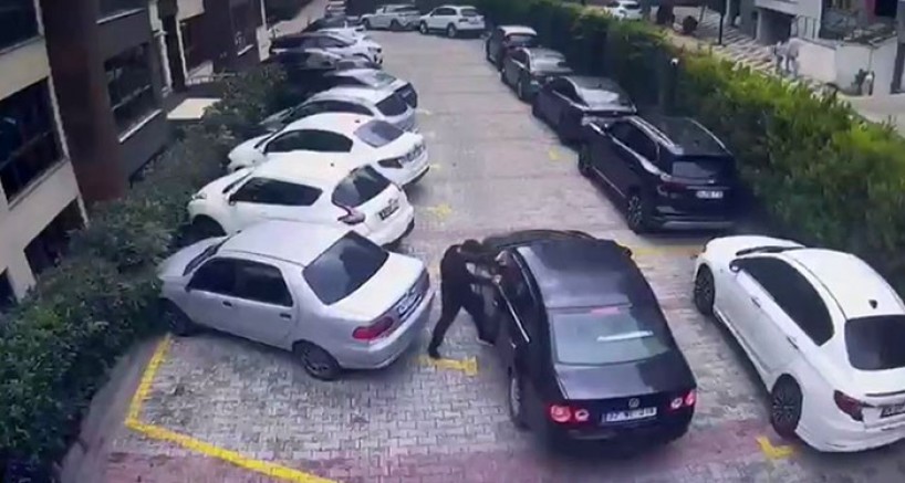 Sitede park yeri nedeniyle silahlı kavga