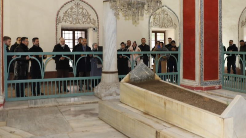 Sultan II. Murad, vefatının 574. yılında Bursa'da özel bir programla anıldı