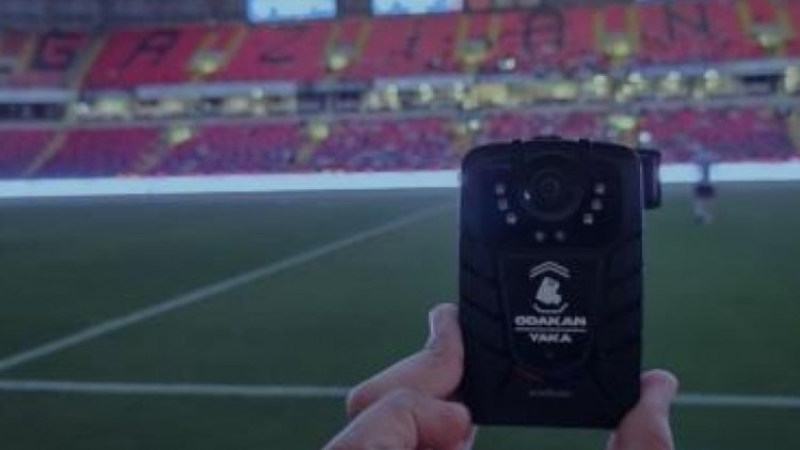 Süper Lig'de yeni dönem; Yaka kamera uygulaması başlıyor