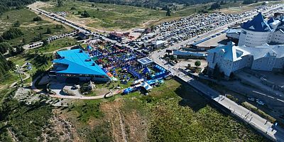 23 Ülkeden 3 bine yakın sporcu Uludağ'da buluştu