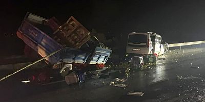 3 aracın karıştığı kazada 2 kişi öldü, 3 kişi yaralandı