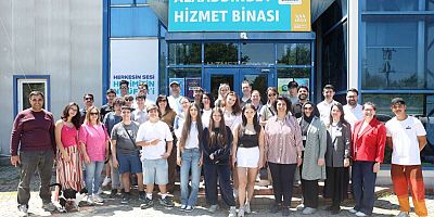 5 farklı ülkeden Bursa’ya gelen öğrenciler Nilüfer’in yeşil enerji vizyonu inceledi!
