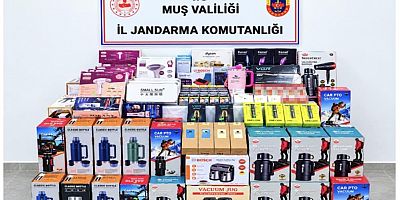 700 bin TL değerinde kaçak ürün ele geçirildi