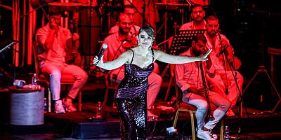 Açıkhava’da hafızalarından silinmeyecek bir gece