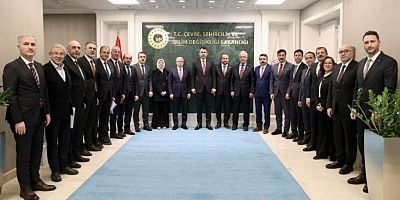 AK Parti Bursa’dan Bakan Kurum’a önemli ziyaret!