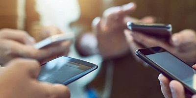 Akıllı telefonlara yıl sonunda yüzde 40 zam bekleniyor