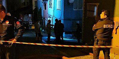 Alevlere teslim olan yangında bir kişi hayatını kaybetti