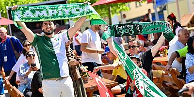 Almanya'da Bursaspor sesleri; Başkan Aydın festivalde...