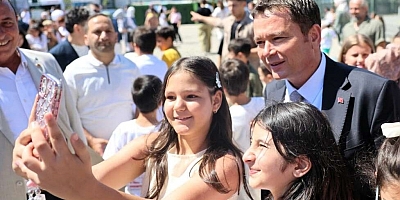 Başkan Aydın, çocukların sevincine ortak oldu!